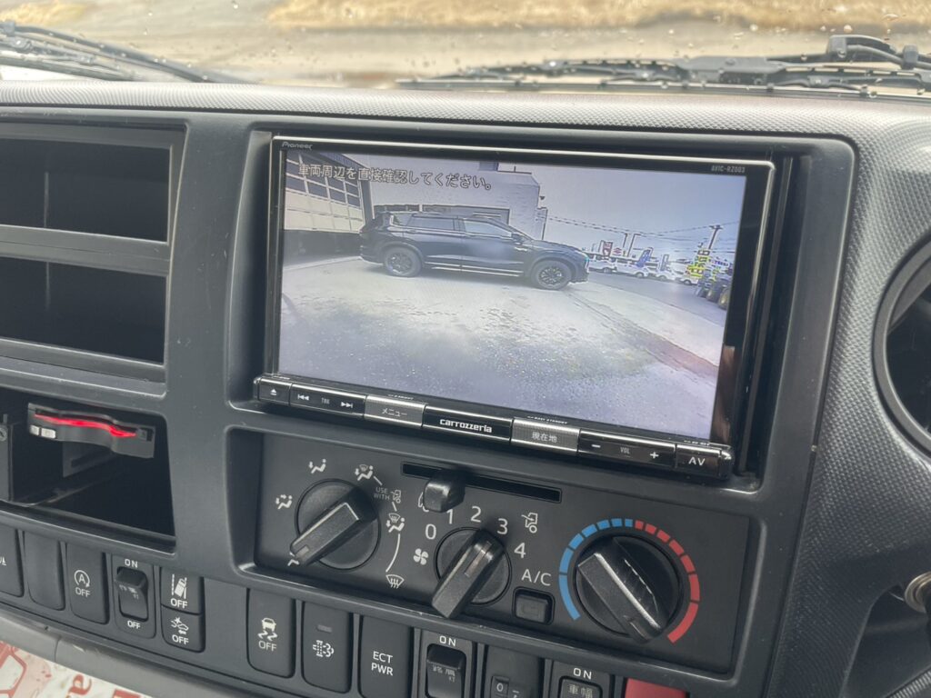 令和2年　デュトロ2トン平ワイドロング　オートマ　フル装備　走行6.7万キロ　車検1年付