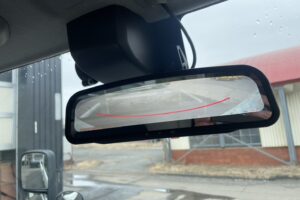 サムネイル: 令和2年　デュトロ2トン平ワイドロング　オートマ　フル装備　走行6.7万キロ　車検1年付