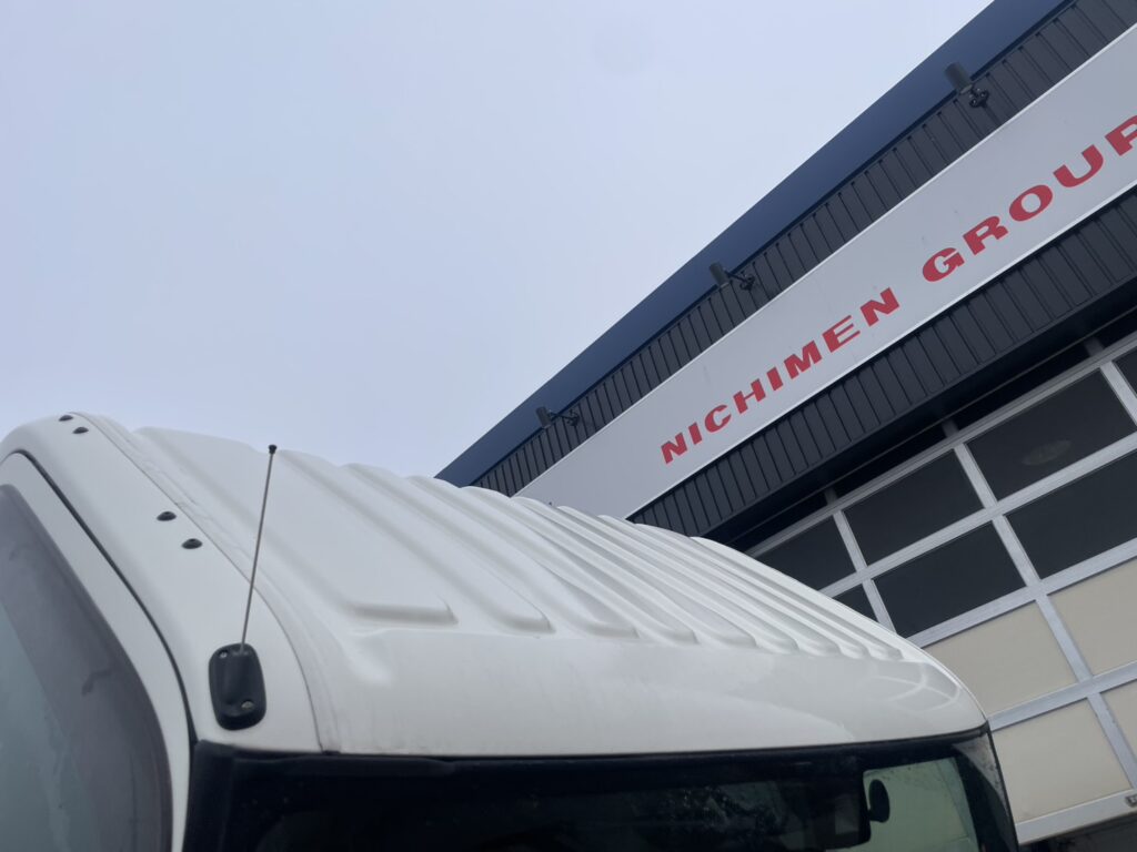 令和2年　デュトロ2トン平ワイドロング　オートマ　フル装備　走行6.7万キロ　車検1年付