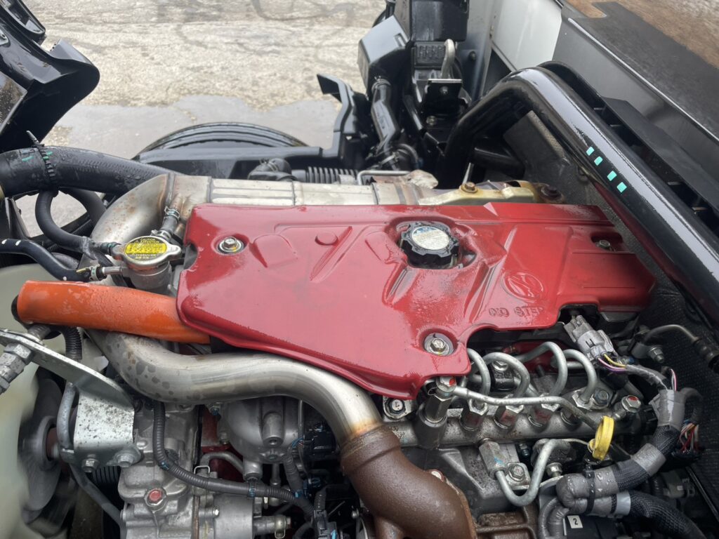 令和2年　デュトロ2トン平ワイドロング　オートマ　フル装備　走行6.7万キロ　車検1年付