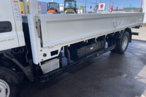 サムネイル: 令和2年　アトラス2トン平ロング4WD　車検令和8年12月　走行16.4万キロ　特殊シフト