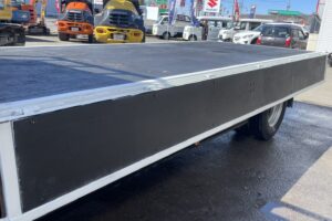 サムネイル: 令和2年　アトラス2トン平ロング4WD　車検令和8年12月　走行16.4万キロ　特殊シフト