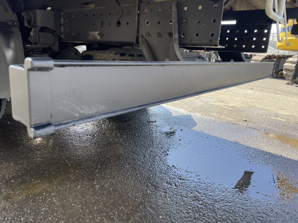 令和2年　アトラス2トン平ロング4WD　車検令和8年12月　走行16.4万キロ　特殊シフト