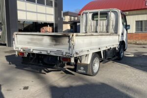 サムネイル: 平成13年　トヨエース1.1トン平４WD　エアコン　パワステ　5MT　車検1年付