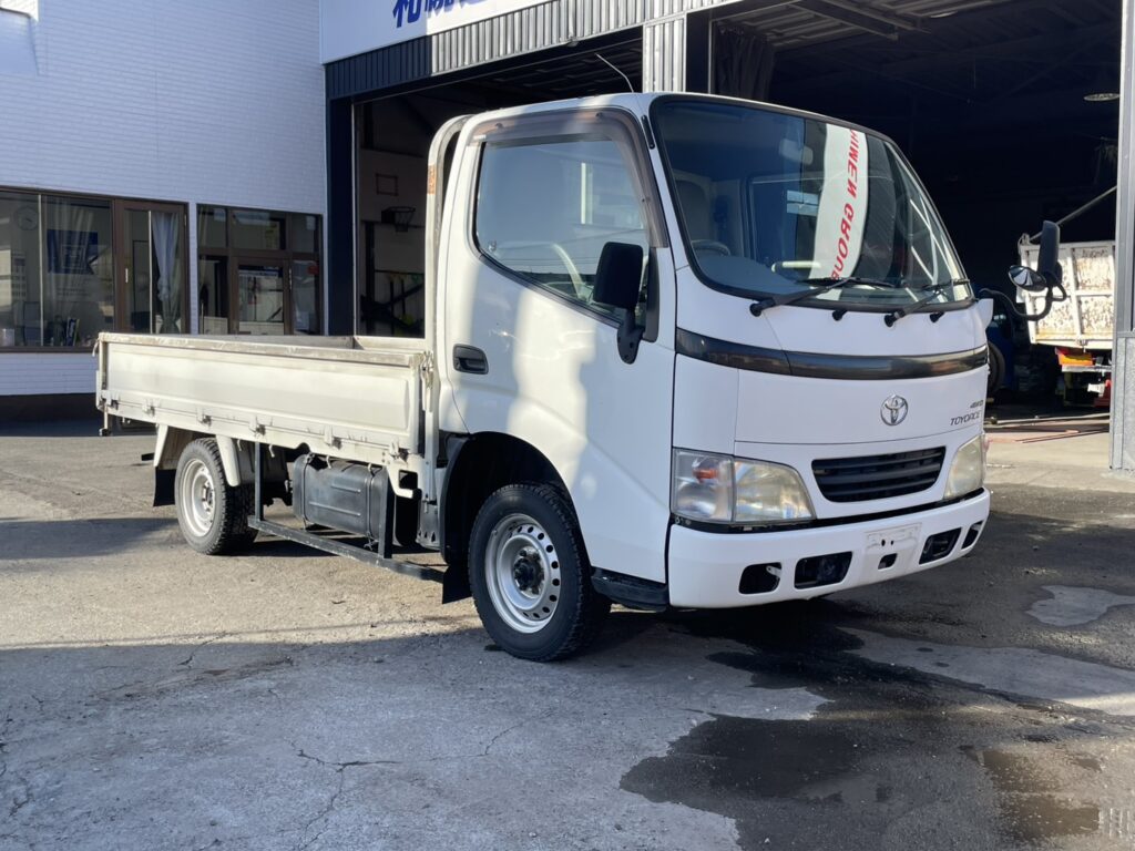 平成13年　トヨエース1.1トン平４WD　エアコン　パワステ　5MT　車検1年付