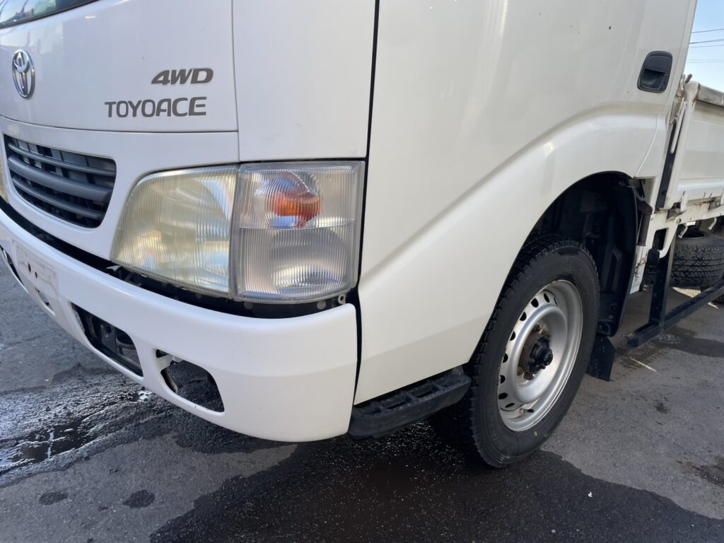 平成13年　トヨエース1.1トン平４WD　エアコン　パワステ　5MT　車検1年付