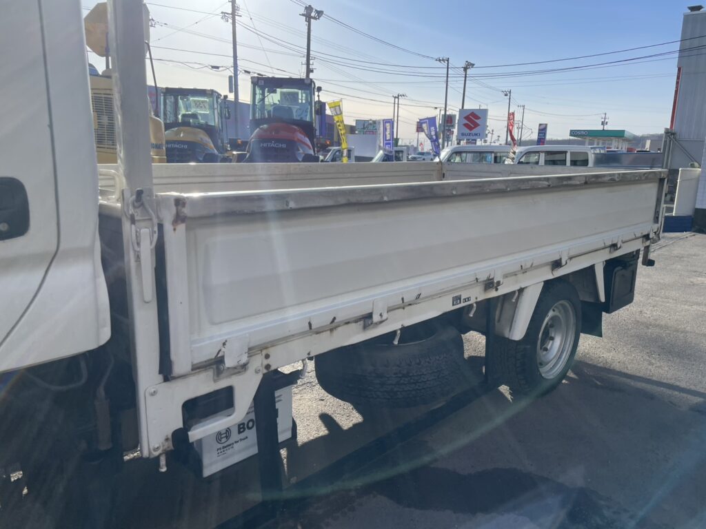 平成13年　トヨエース1.1トン平４WD　エアコン　パワステ　5MT　車検1年付