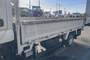 サムネイル: 平成13年　トヨエース1.1トン平４WD　エアコン　パワステ　5MT　車検1年付