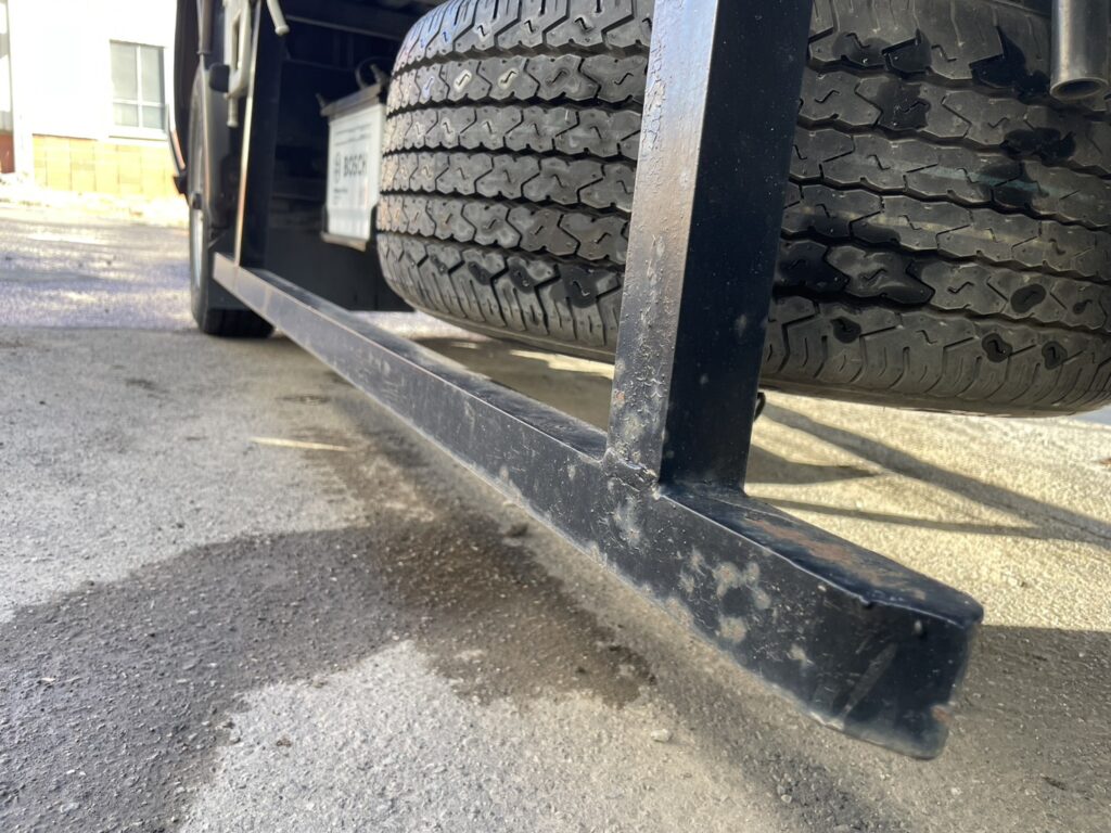 平成13年　トヨエース1.1トン平４WD　エアコン　パワステ　5MT　車検1年付