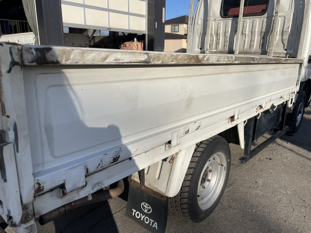 平成13年　トヨエース1.1トン平４WD　エアコン　パワステ　5MT　車検1年付