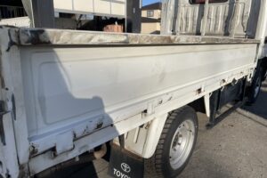 サムネイル: 平成13年　トヨエース1.1トン平４WD　エアコン　パワステ　5MT　車検1年付