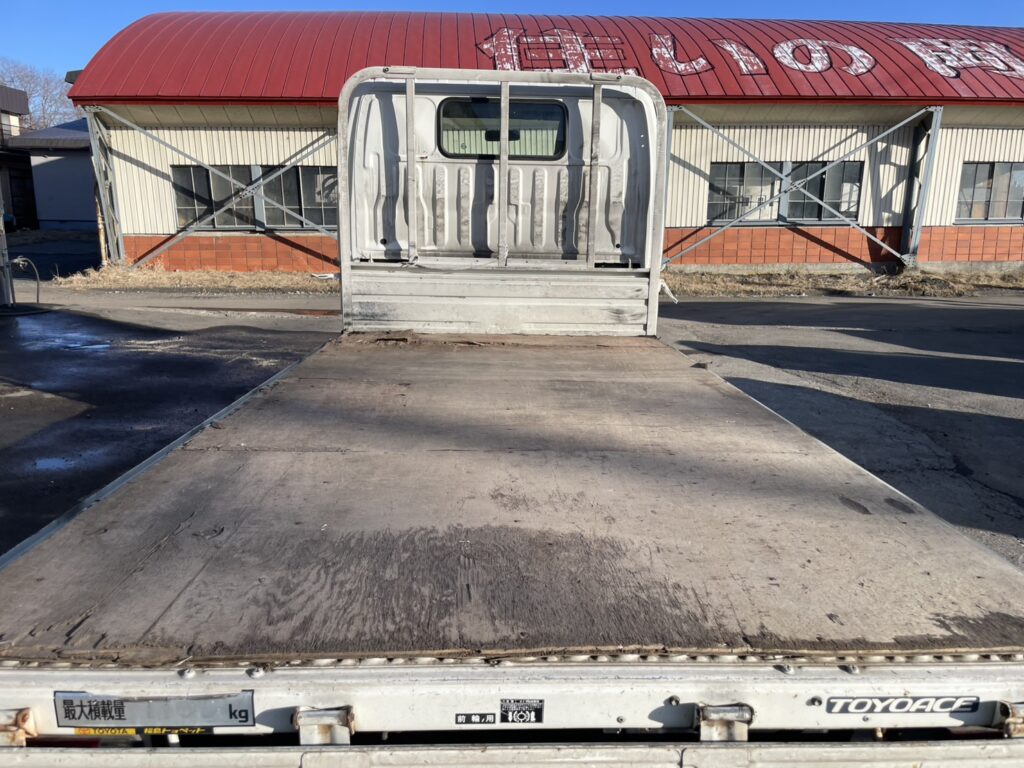 平成13年　トヨエース1.1トン平４WD　エアコン　パワステ　5MT　車検1年付