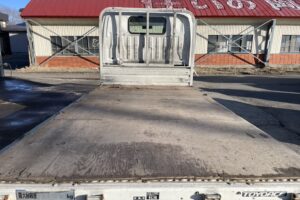 サムネイル: 平成13年　トヨエース1.1トン平４WD　エアコン　パワステ　5MT　車検1年付