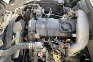 サムネイル: 平成13年　トヨエース1.1トン平４WD　エアコン　パワステ　5MT　車検1年付