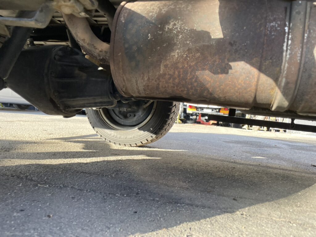 平成13年　トヨエース1.1トン平４WD　エアコン　パワステ　5MT　車検1年付