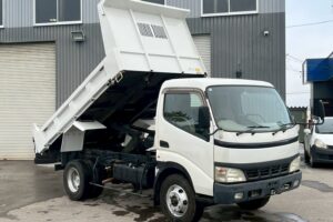 サムネイル: 【★北見店★】【平成16年式】トヨタ　ダイナ４トンダンプ