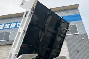 サムネイル: 【★北見店★】【平成16年式】トヨタ　ダイナ４トンダンプ