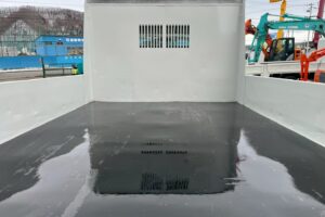 サムネイル: 【★北見店★】【平成16年式】トヨタ　ダイナ４トンダンプ