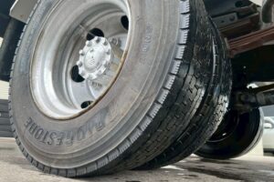 サムネイル: 【★北見店★】【平成16年式】トヨタ　ダイナ４トンダンプ