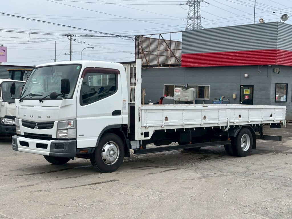 平成25年　三菱　キャンター　4.45トン平ワイド超々ロング　MTモード付AT・走行2.7万Km！（車検1年付）