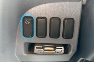 サムネイル: 平成25年　三菱　キャンター　4.45トン平ワイド超々ロング　MTモード付AT・走行2.7万Km！（車検1年付）