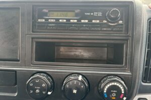 サムネイル: 平成25年　三菱　キャンター　4.45トン平ワイド超々ロング　MTモード付AT・走行2.7万Km！（車検1年付）