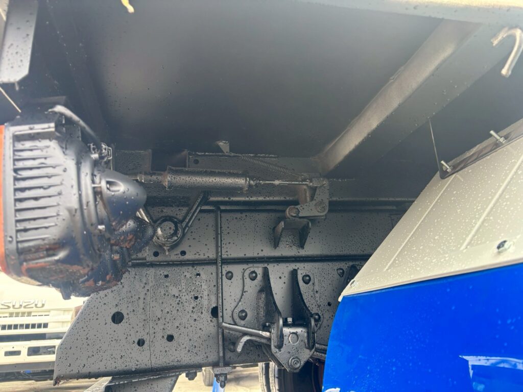 平成26年　日野　レンジャー　４トン深ダンプ　土砂禁（車検令和９年４月）