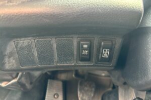 サムネイル: 平成26年　日野　レンジャー　４トン深ダンプ　土砂禁（車検令和９年４月）