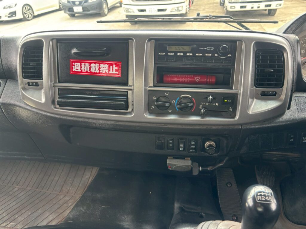 平成26年　日野　レンジャー　４トン深ダンプ　土砂禁（車検令和９年４月）