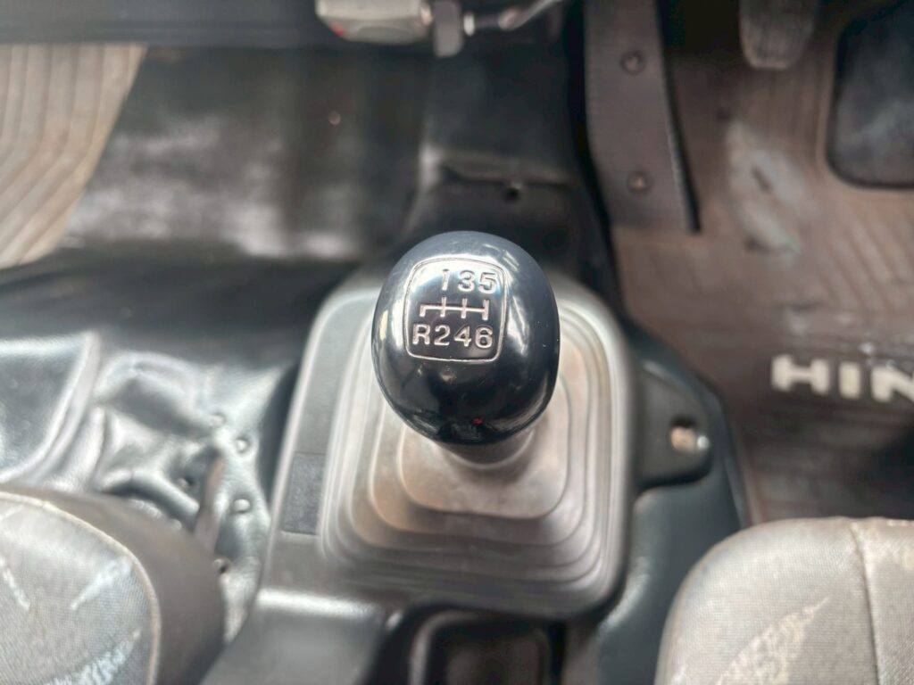 平成26年　日野　レンジャー　４トン深ダンプ　土砂禁（車検令和９年４月）