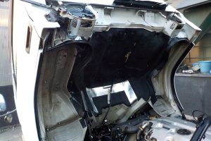 サムネイル: 平成17年　キャンター 3ｔダンプ　★3方開き