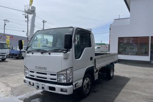 平成２５年　いすずエルフ１．５トン平　４ＷＤ　★車検１年付